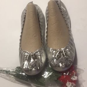 Tory Burch silver ballet women sandals sz 71/2